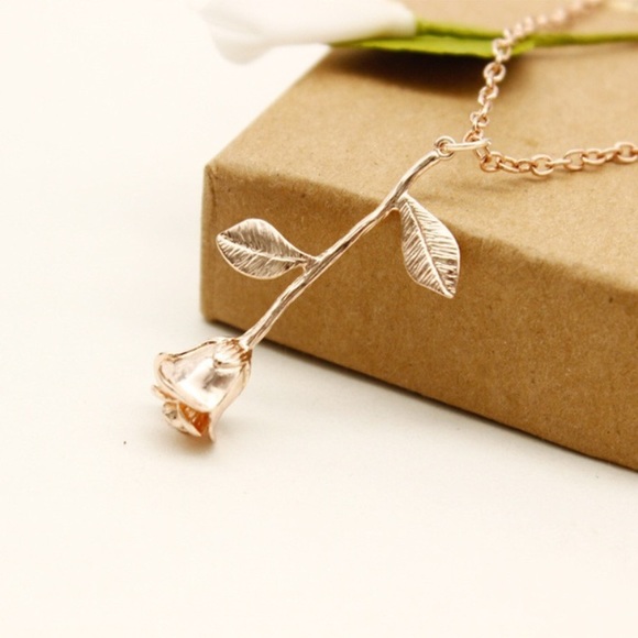 Jewelry - Rose Gold Rose Necklace